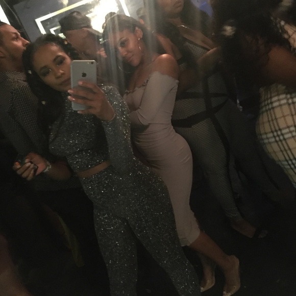 Glitter two piece - Picture 2 of 2